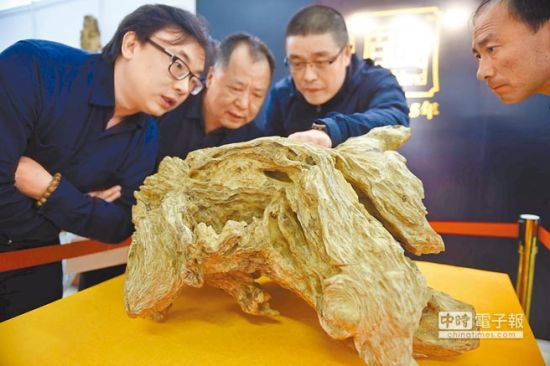沉香价格飙升成大陆超级富豪新宠 收藏与投资的新热潮