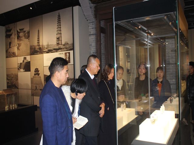 民勤县博物馆赴武威市博物馆开展馆际交流活动，深化收藏与文创合作